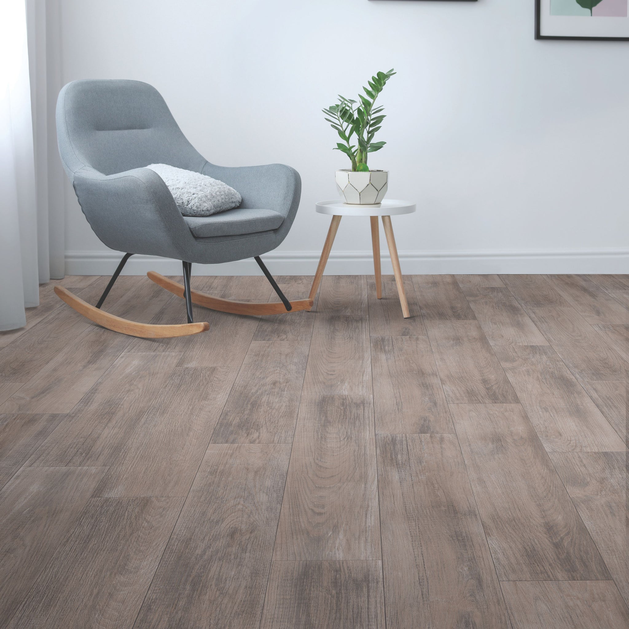 TRITON TUFF - PINE HARVEST - ROOM SCENE