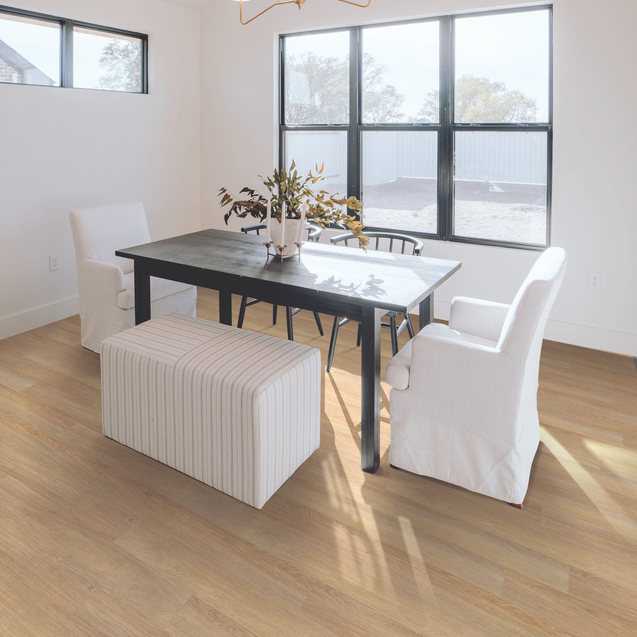 BERGEN - SANTA ANA - DINING ROOM